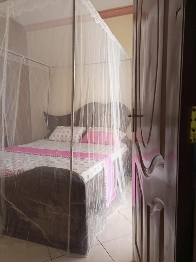 Lovely 1 Bedroom In Bamburi With Reliable Wifi モンバサ エクステリア 写真